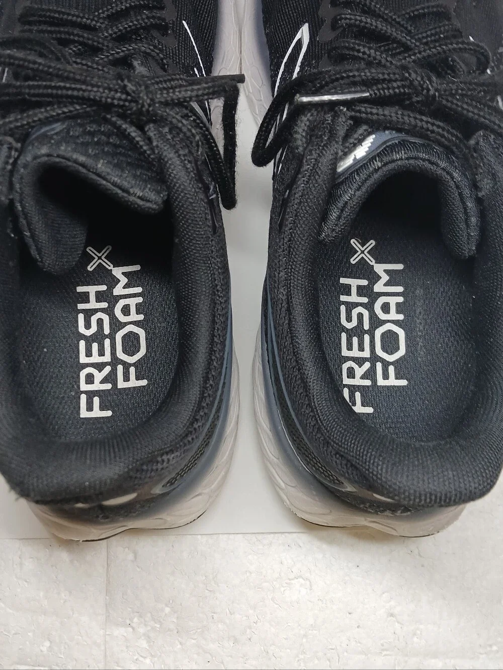 New Balance Fresh Foam 1080 Men's Size 12 Black White Running Shoes Sneakers - Picture 6 of 16